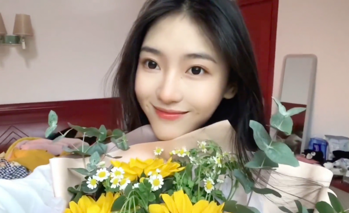 据谭媛的好友表示,谭媛刚刚才战胜了抑郁症,准备重新好好生活。她是那么善良,从来不舍得伤害他人。