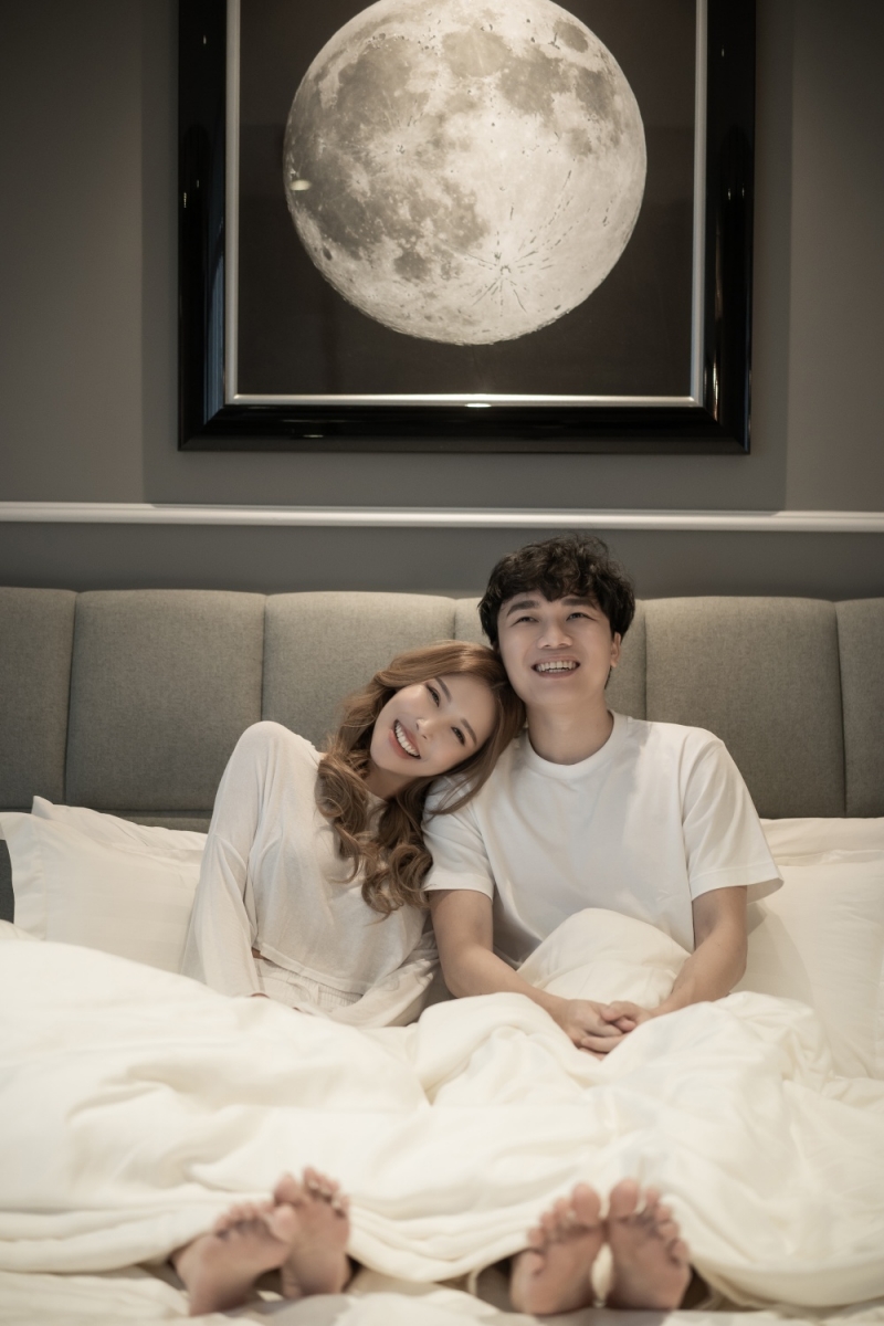 其实他私底下对自己也非常大方,还会送一些意想不到的礼物像是「氧气机」