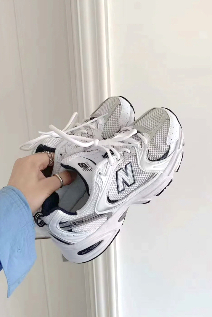 在韩国是经常断货的热门款哦~