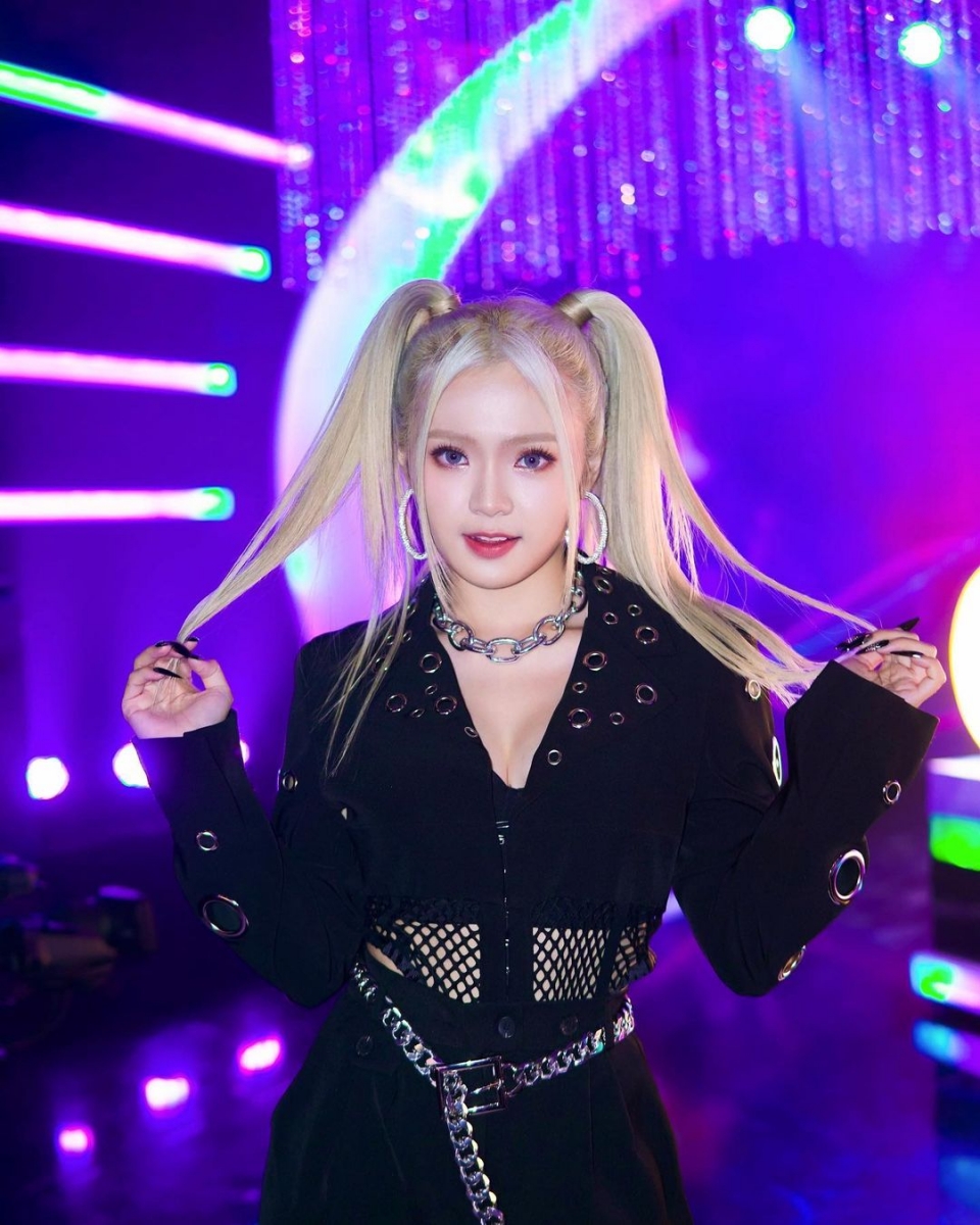 稍早前被告知入围全球百大美女,让本人难以置信
