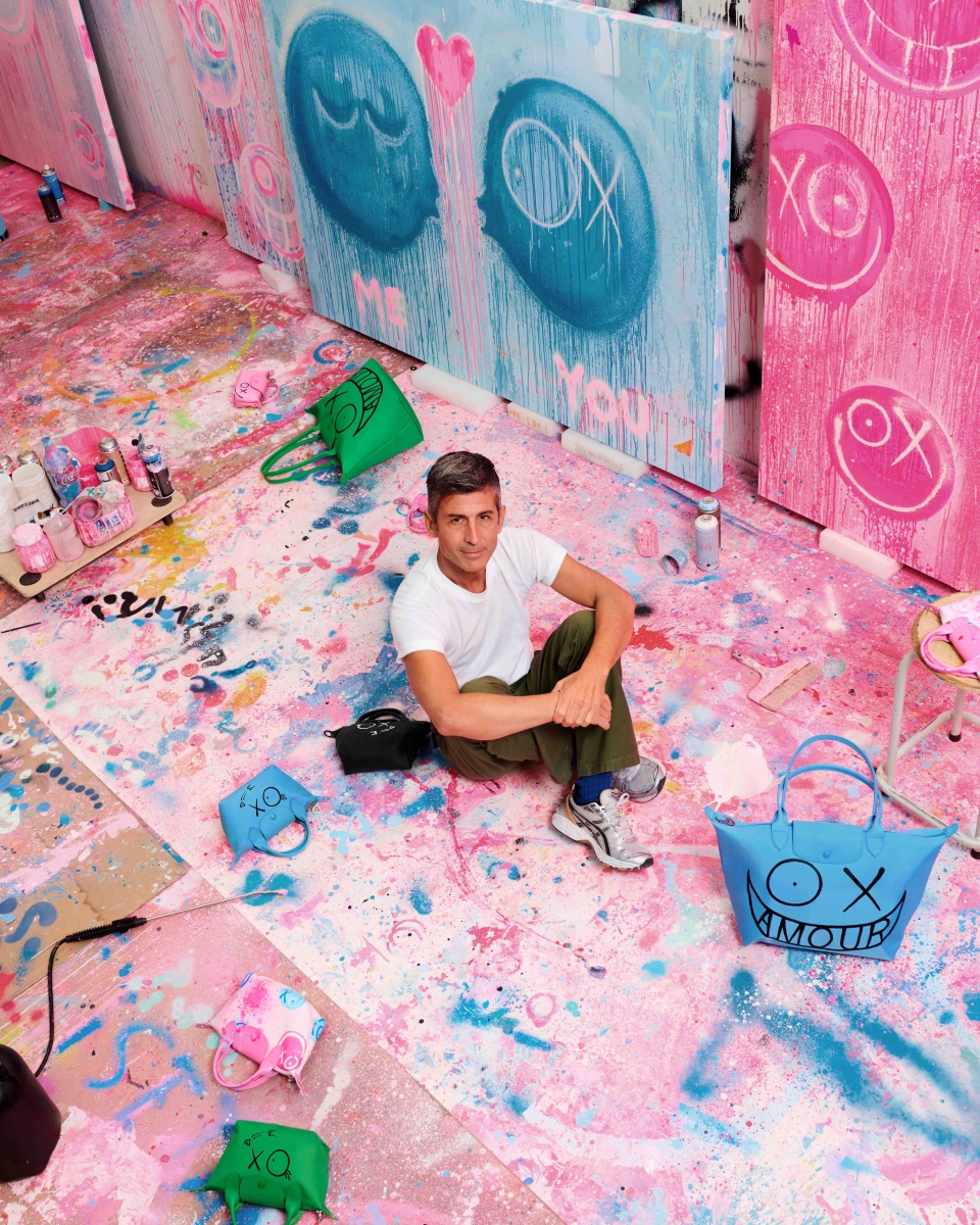 巴黎涂鸦艺术大师 André笔下的Mr. A眨眼露齿而笑的表情极具个人特色