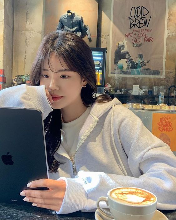 你是一个有自信、自尊心高且行动力十足的人，同时也是个很棒的领导者！