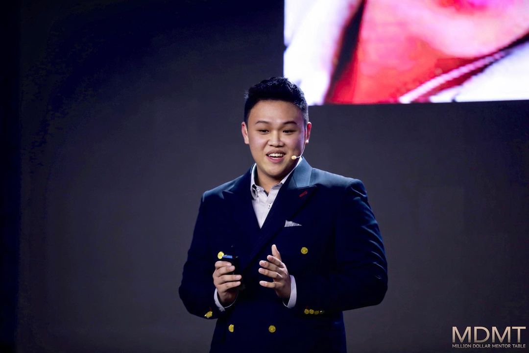 只要女神认为他是值得交往的对象,不管是什么身份或地位相信粉丝们都会支持。
