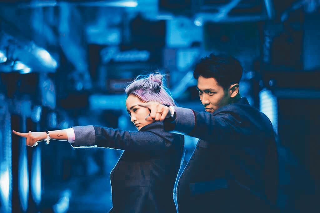 「未来当然会想发展月老更多的故事,每一个月老都有背后揪心的秘密,以及他们想完成的拼图。」