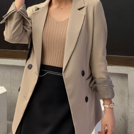 韩版西装外套搭配格纹袖子