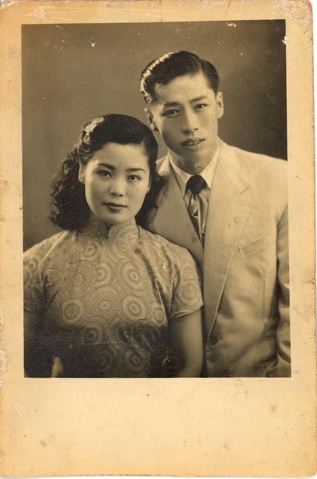 賈永婕还表示「听说爷爷是看到穿着旗袍的奶奶惊为天人」