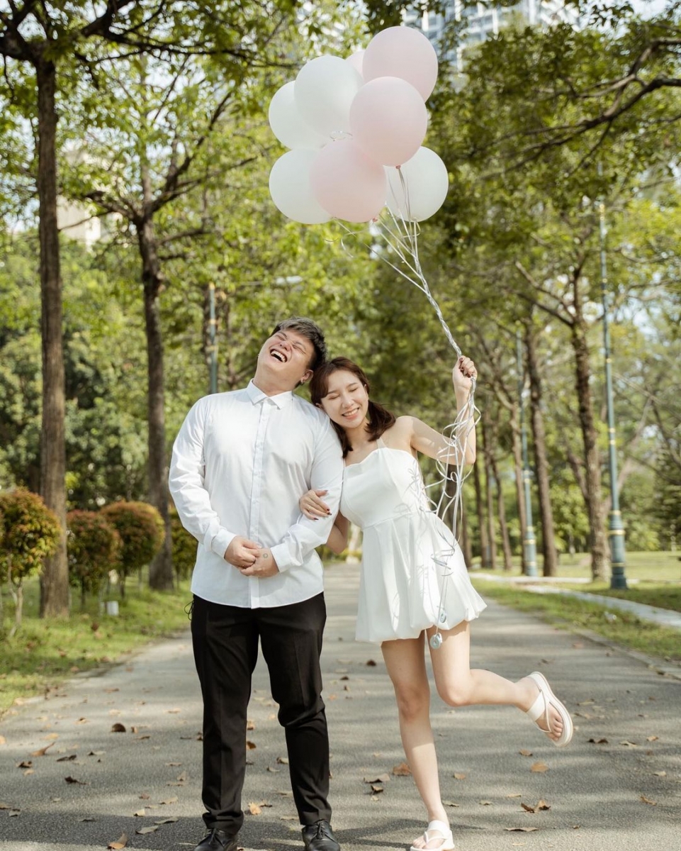 当下也当机立断地叫了 Grabmart 买了验孕棒,没想到自己的直觉那么准