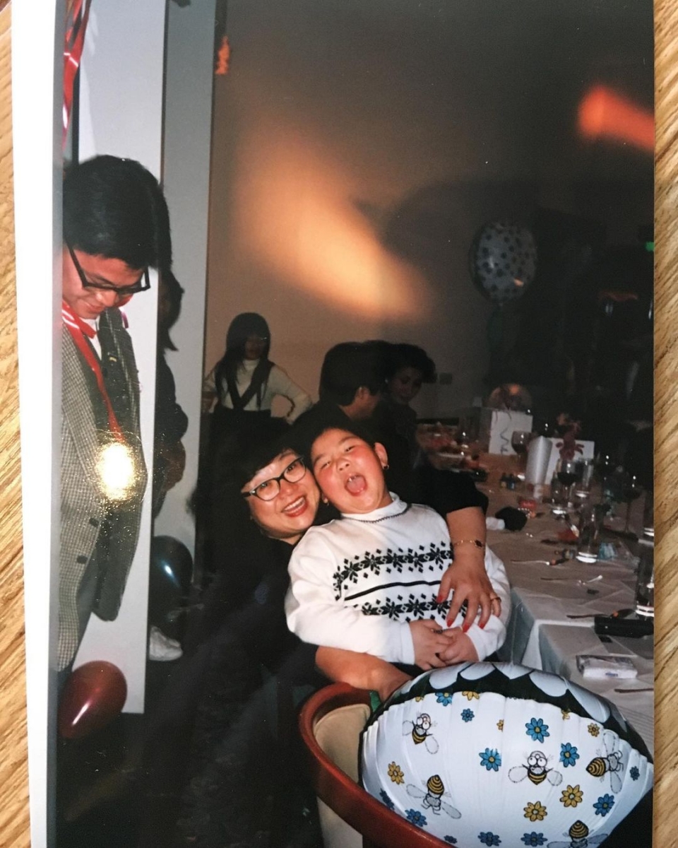 于是在生前留下遗嘱,要求女儿在35岁以后,才能动用这笔巨额遗产。