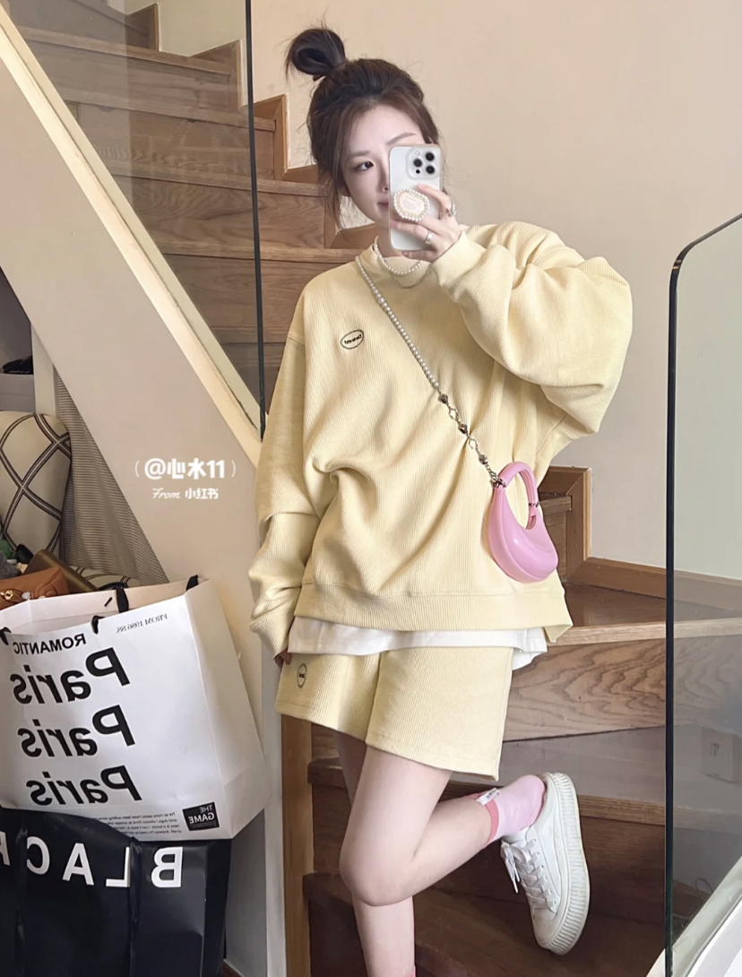 长袖款或者短板都很好看,可以根据个人喜好选择!