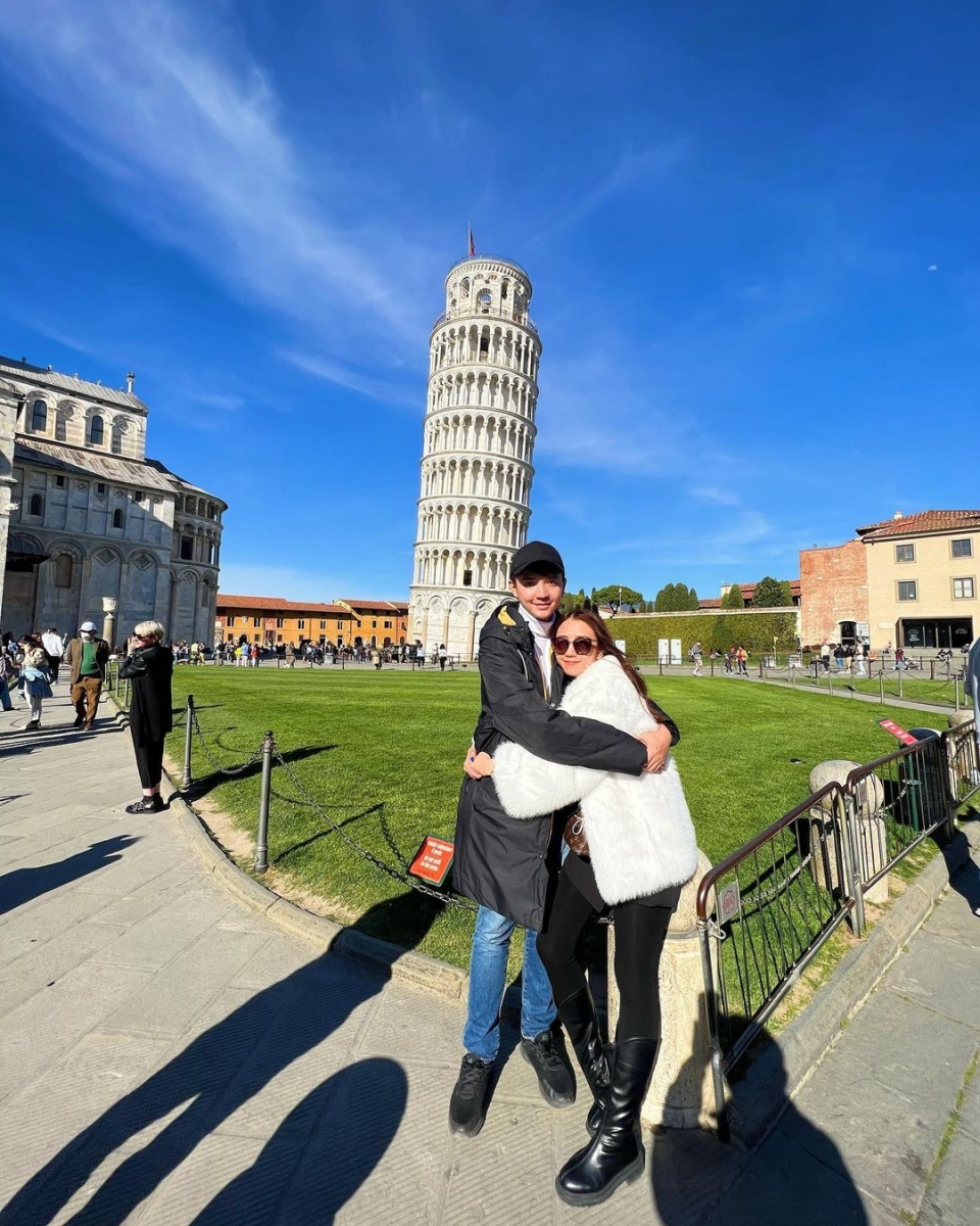 谈到对于婚礼的形式,Gladish表示自己真的还没有想象过。