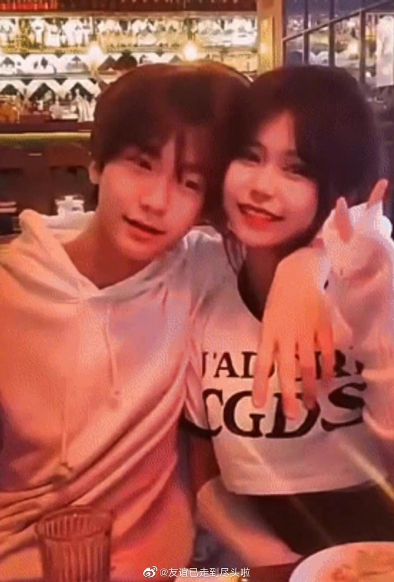 今年刚满 14 岁张天天被爆出疑似恋爱