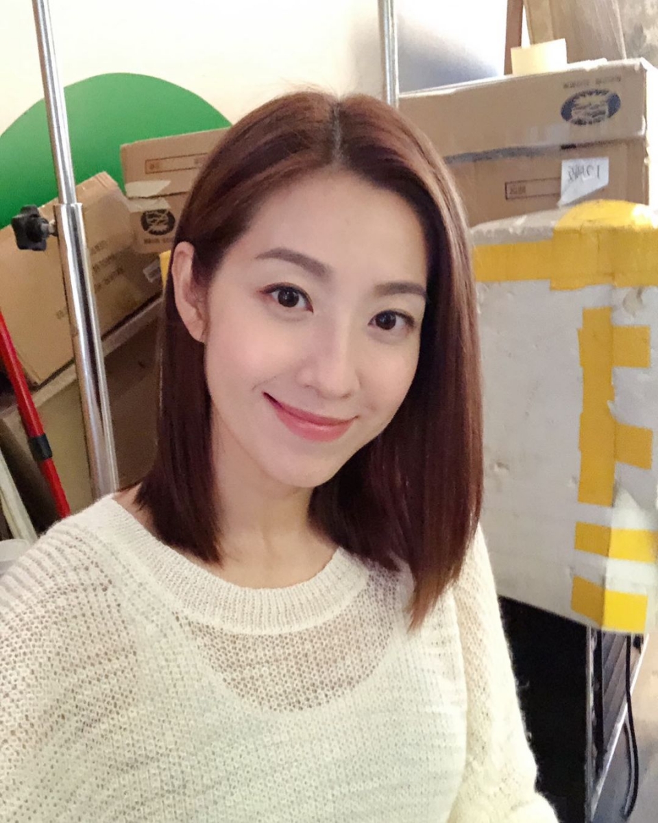 提到网友好奇的为什么女儿生日不见王浩信踪影?