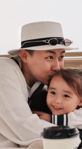 残酷的时代政策剥夺了她的兄妹权力