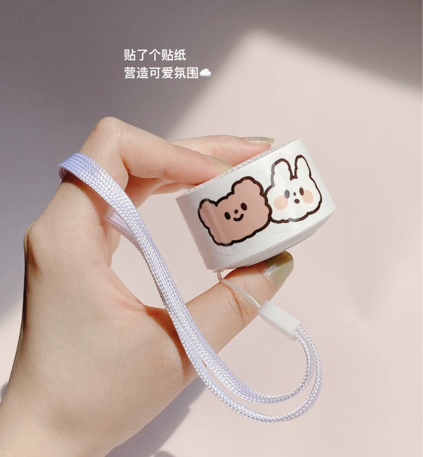 大家还可以贴上喜欢的可爱贴纸升级颜值!