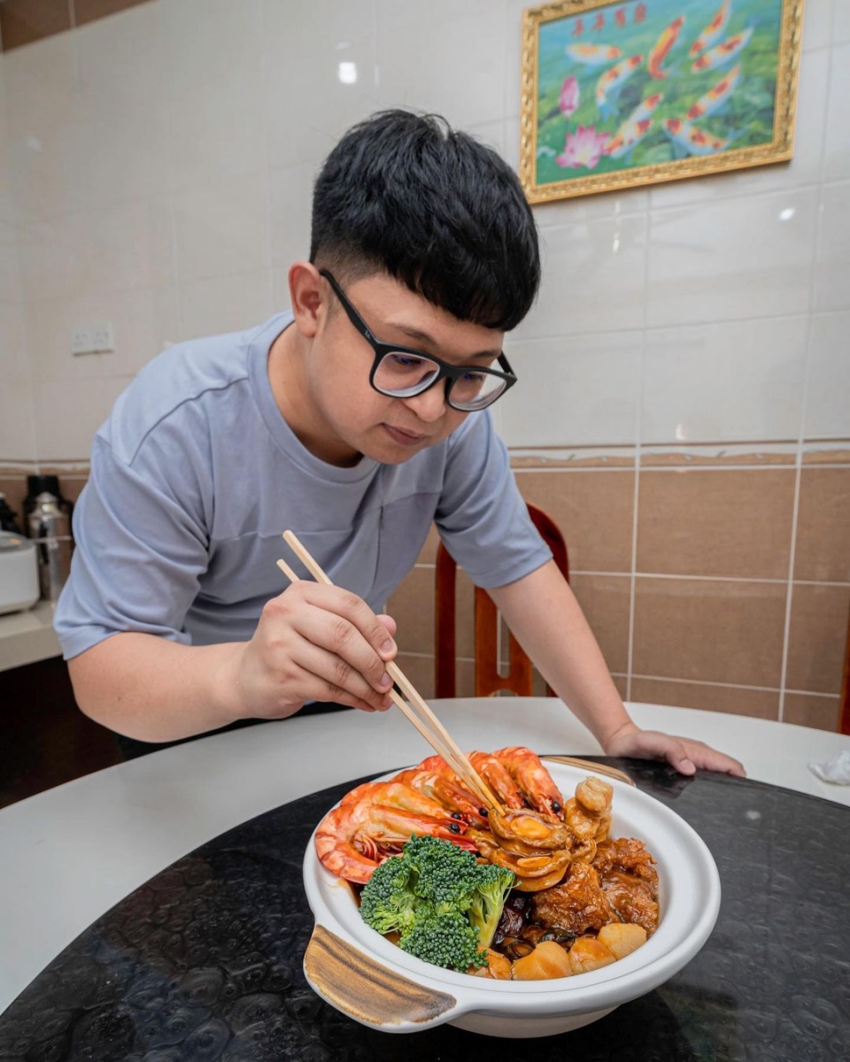 一向有看「Play频道伟鸿」的网民,肯定会对伟鸿的开箱影片十分熟悉~