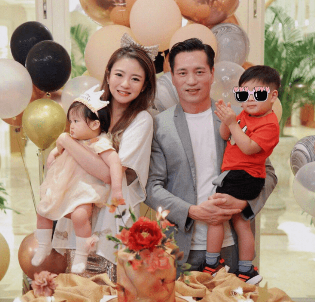 希望安以轩可以坚强地把孩子抚养长大