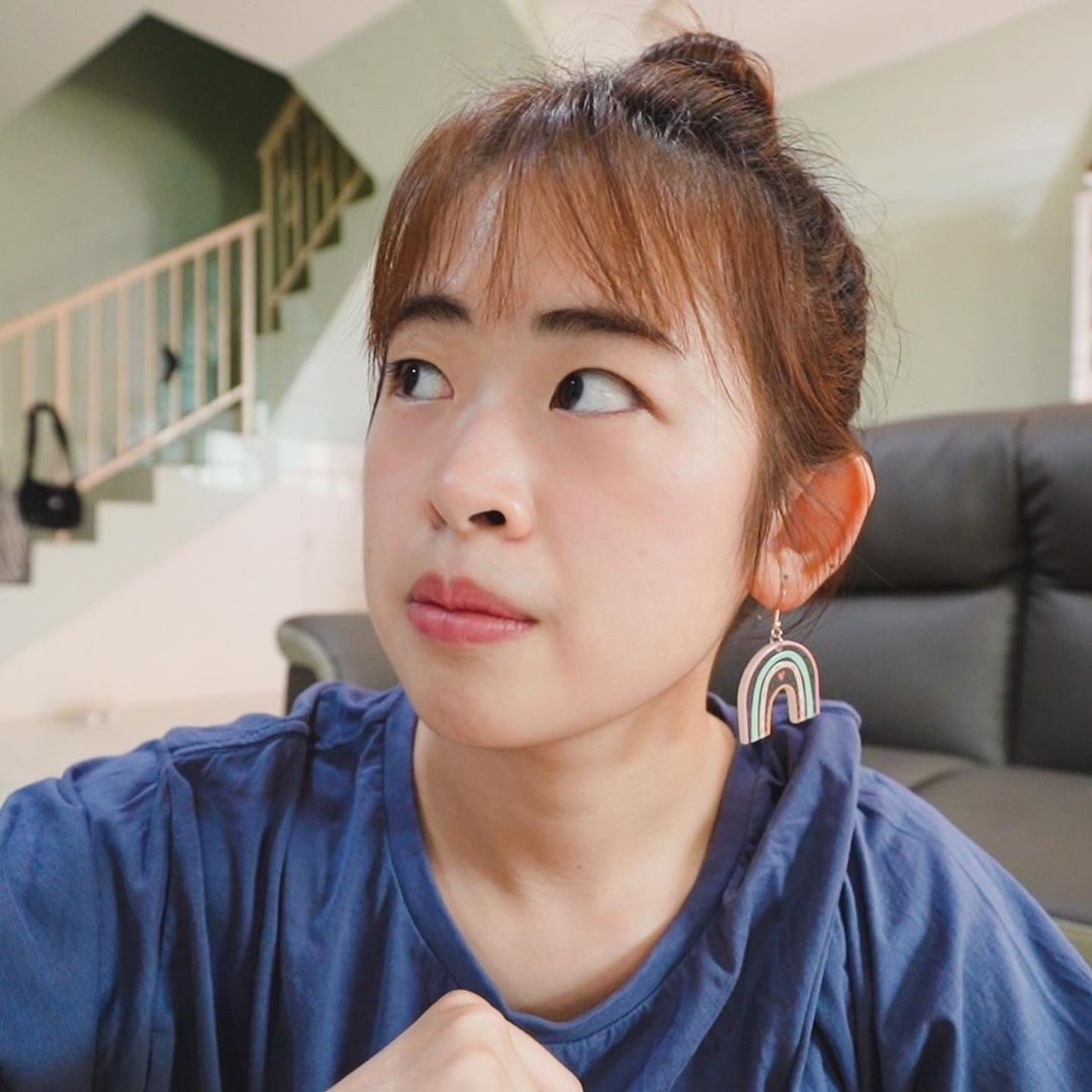 因为这世上每个人都有自己的审美标准，但却不应该以自己的“标准”来情绪勒索别人。