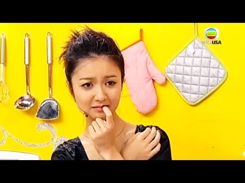 这不由让人开始怀念以前电视荧幕上的长着一张圆圆娃娃脸的薛凯琪。