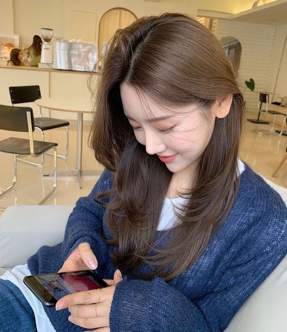 社交媒体上有几位是真心朋友；又有多少个是来看你热闹？