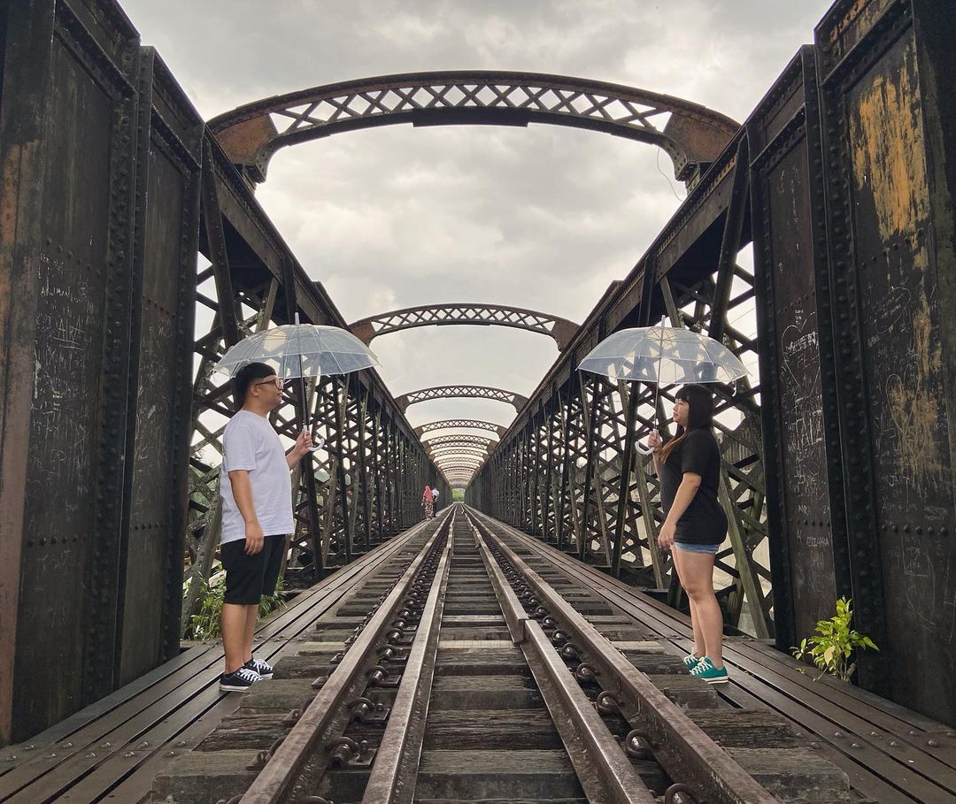 要知道从来没有一步登天的事情,更没有免费的午餐,光鲜亮丽的背后都是需要付出许多的努力。