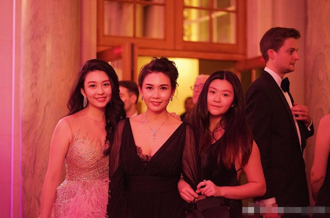 而邱淑贞曾分享过夫妻相处之道,她表示自己一直以来都未试过对老公发脾气。