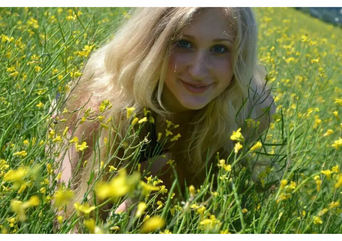 最后乌克兰女子Sofiia成为他们家第一个收留、帮助的对象，并在本月4日正式住进Tony家中。