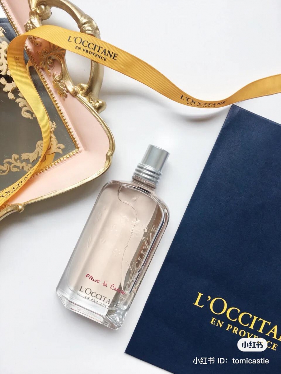 欧舒丹这瓶「樱花淡香水系列」一上架就大受好评