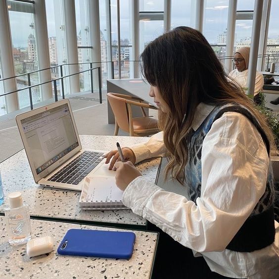 适合女生的赚钱副业：翻译