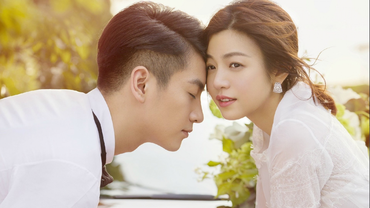 陈晓和老婆陈妍希,因拍摄《神雕侠侣》而产生好感,不久后便登记结婚~