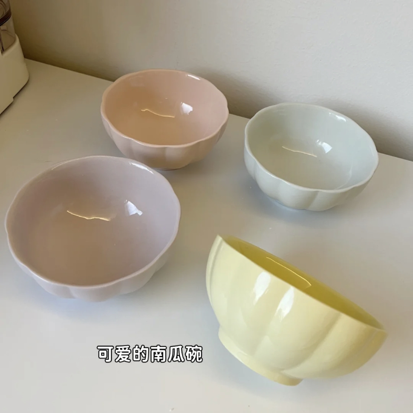 简约好看的奶油色系泡面碗，全都是非常有少女心的颜色非常好看！
