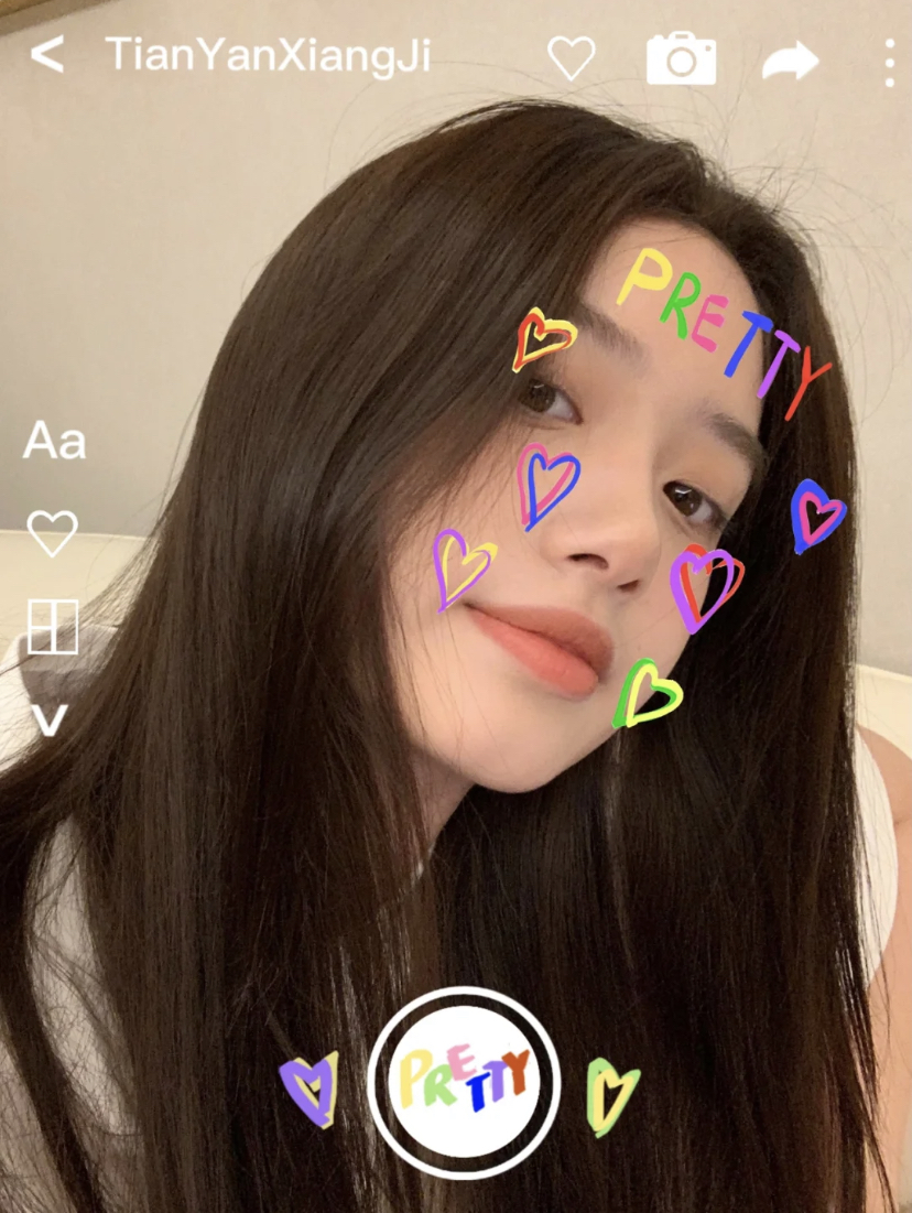 可爱的贴纸或INS特效都可以免费使用哦!