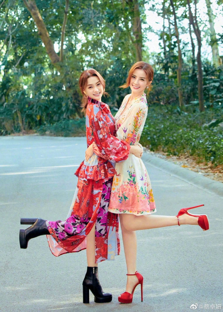 当时阿娇透露「钟欣潼」是她的的艺名。