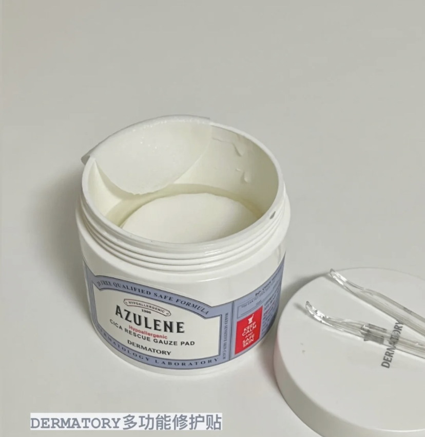 有纯棉和纱布棉质地的两面设计，用纱布棉可温和去除角质