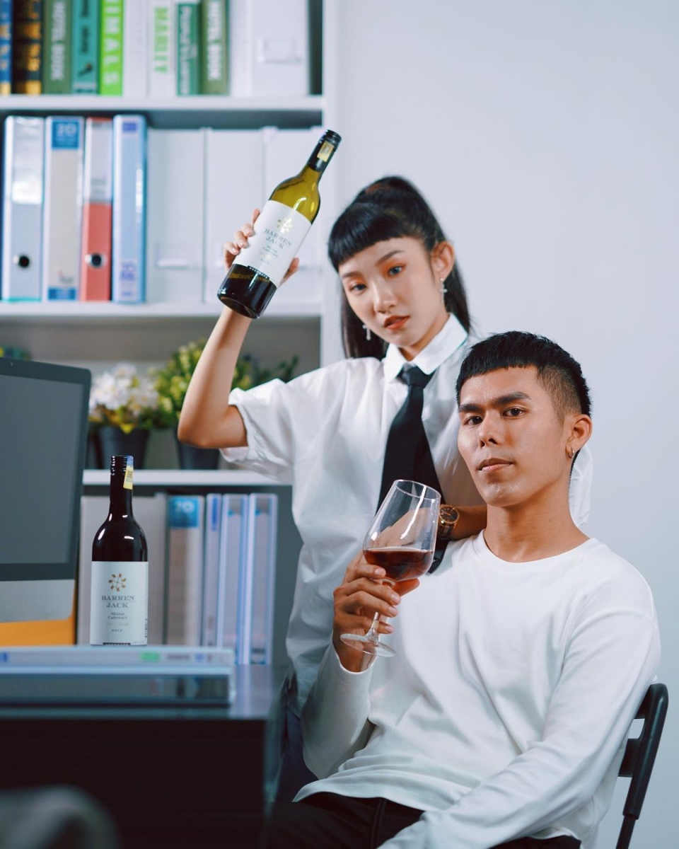 不介意别人取代她