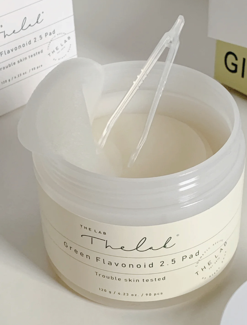 韩国爱豆爱用的宝藏护肤棉片，使用的成分非常精简主打保湿功效