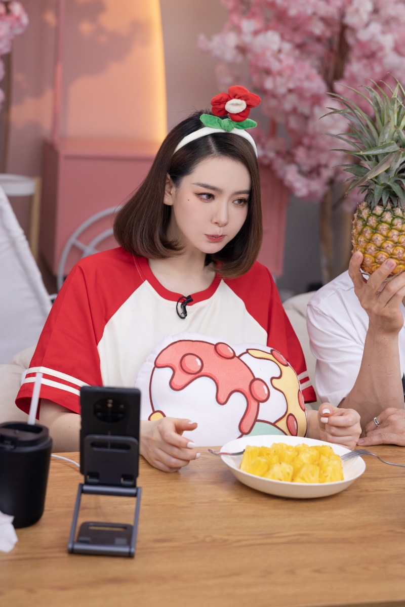 再好的舞台也不着急,等生完二胎再上