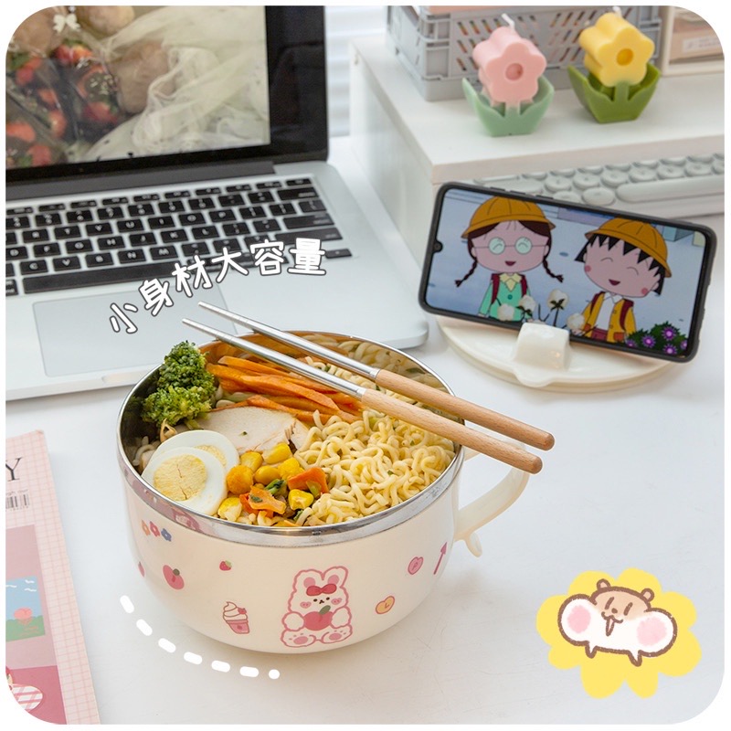 小小一个但容量还是很大的，外表是可可爱爱的INS风图案设计，里面则是不锈钢材质可以保温。