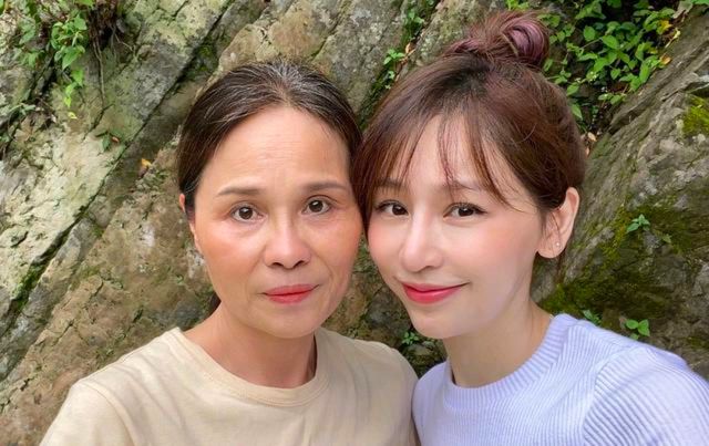 王心凌长着一副乖乖女样子