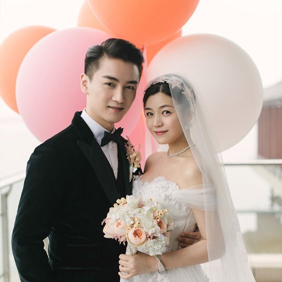 指陈晓早就暗恋陈妍希,而“小龙女”一角也是陈晓指定的?