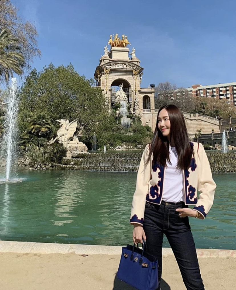 Jessica的穿衣秘籍就是选择基础款！