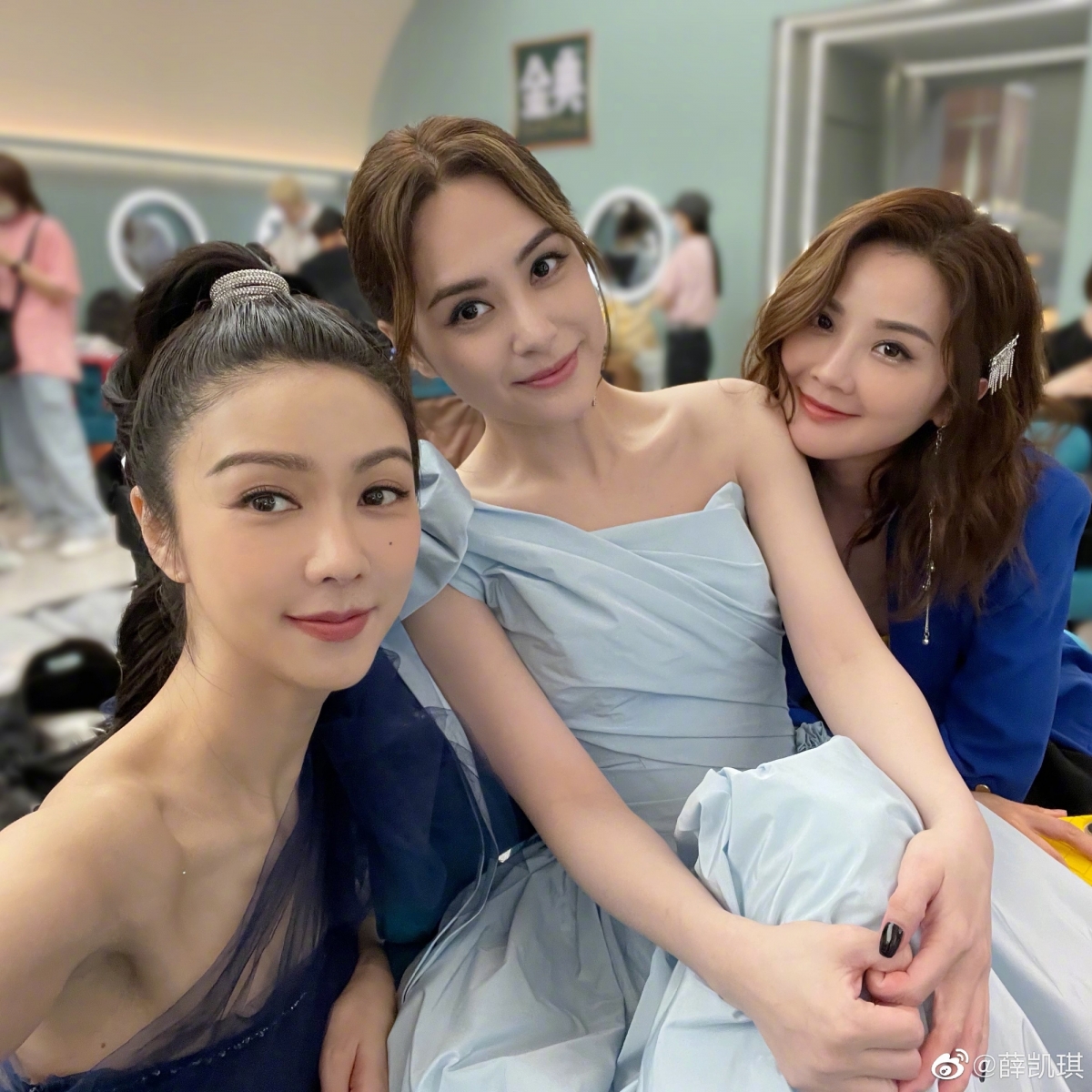 但即使在爱情路上碰壁,但薛凱琪仍然对人生及爱情充滿希望。