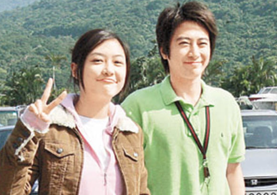 因为孙耀威和陈小春的老婆应采儿曾谈过恋爱。