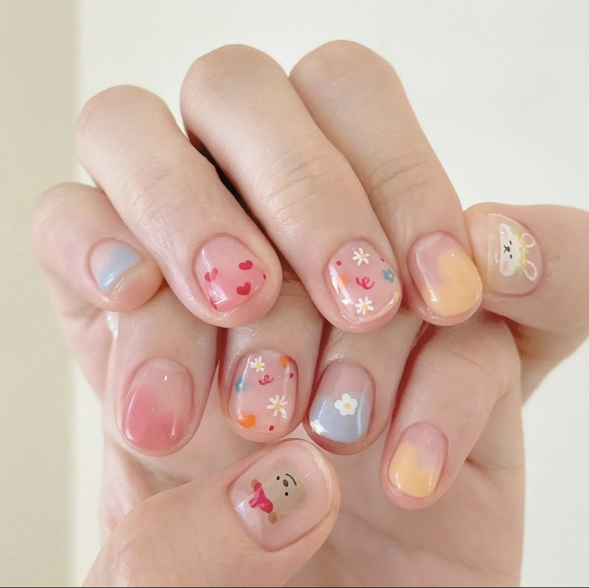 可可爱爱的涂鸦风美甲谁能抵抗得住~