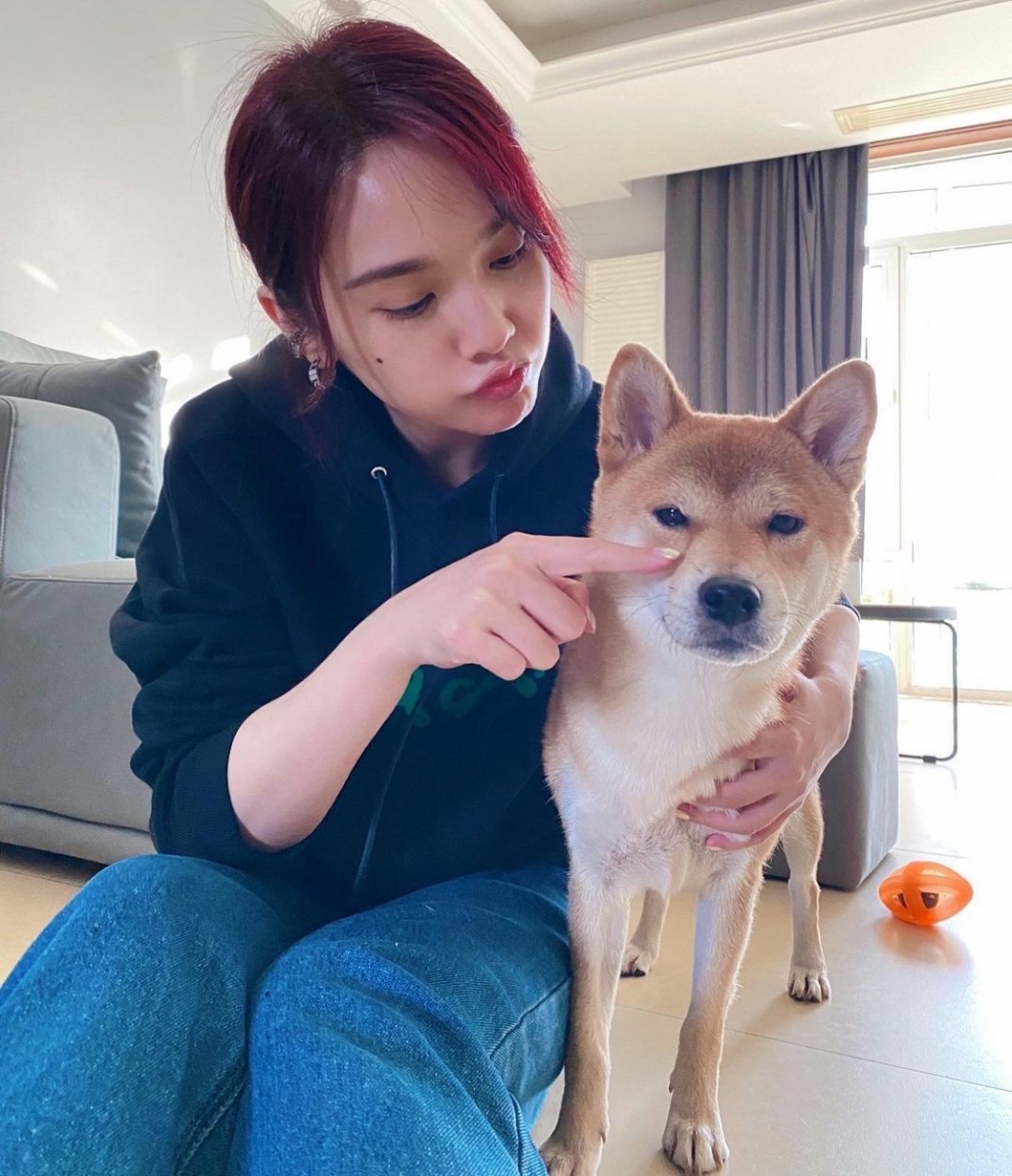 笑说喜欢用「状声词」来称呼对方