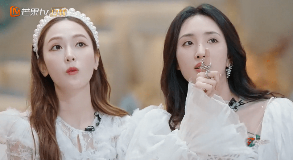 而郑秀妍很明确选择那英做对手。