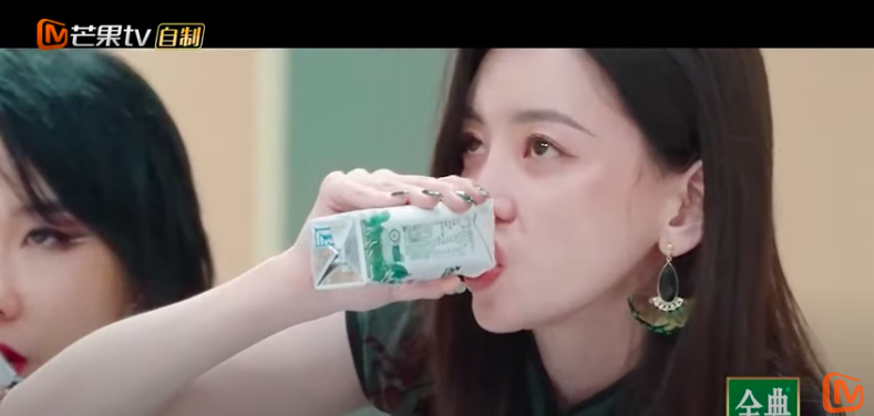 喝牛奶居然喝出了“把自己灌醉”的既视感