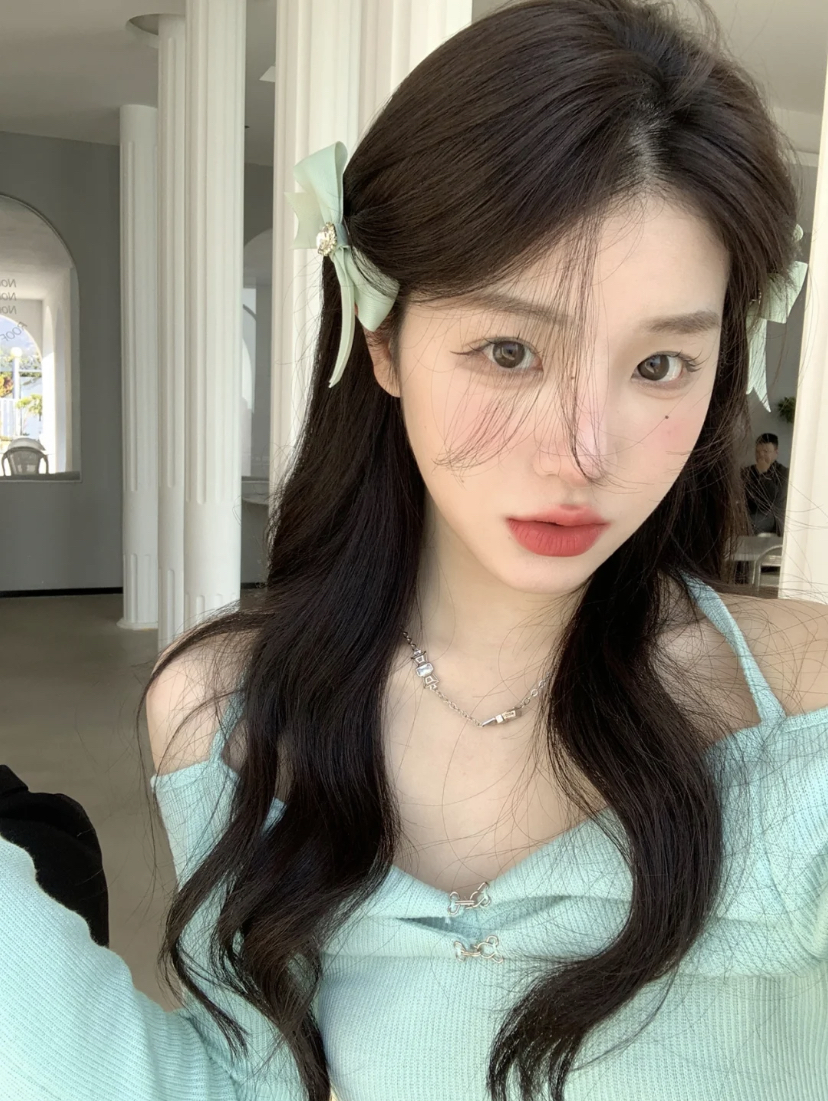 只要学会了调节和设置手机的参数,以后用原相机就可以直出高清好看的自拍哦!