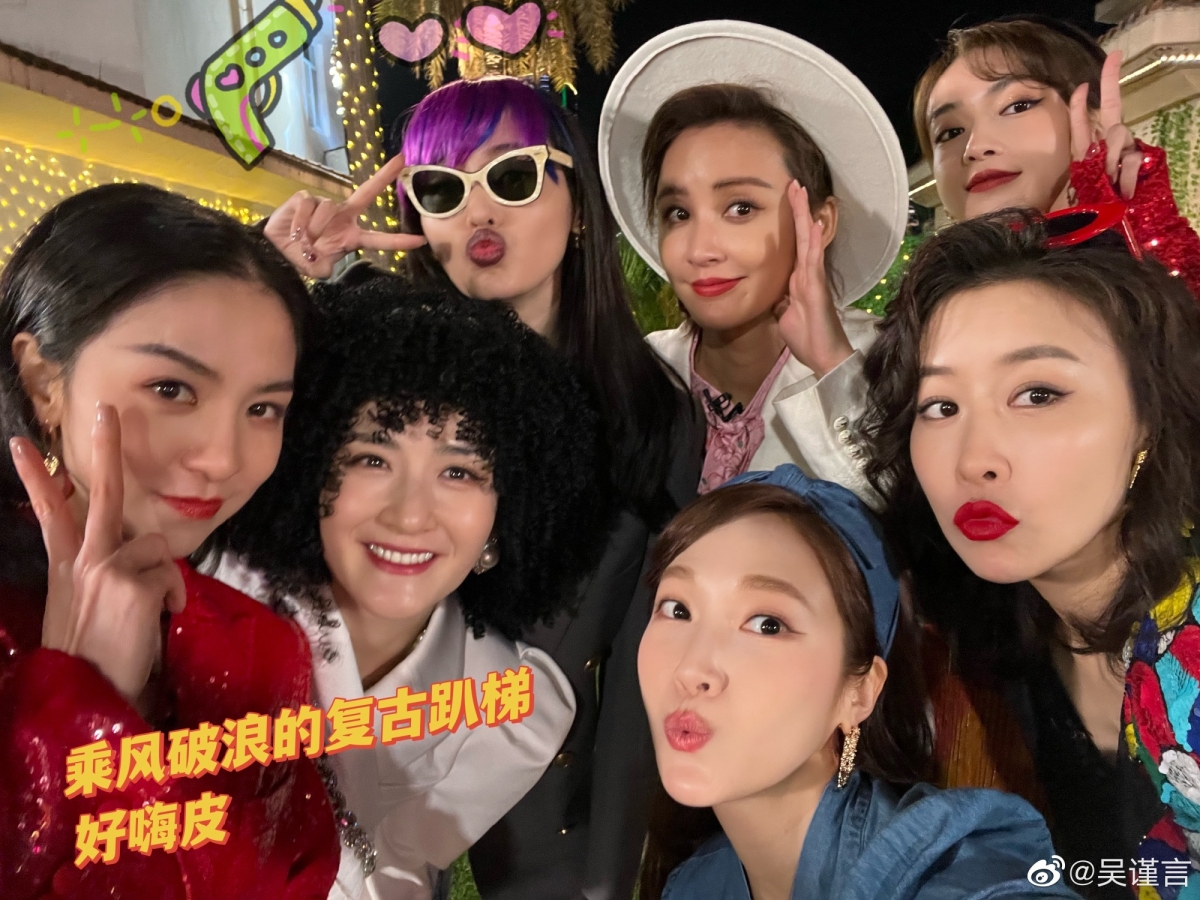 在成团夜,谭维维组不太可能“颗粒无收”,除非又有“黑箱操作”了。