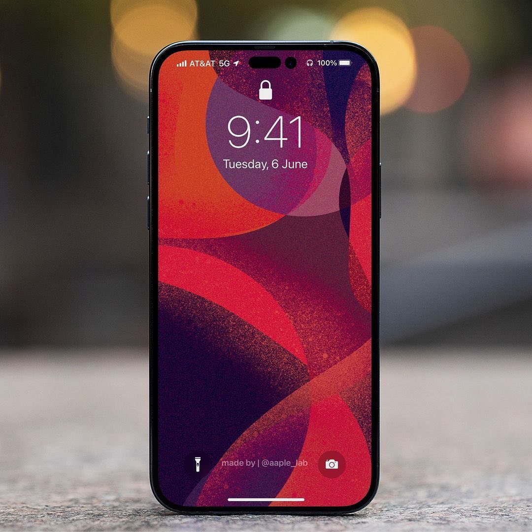 全新「胶囊状」打孔式屏幕