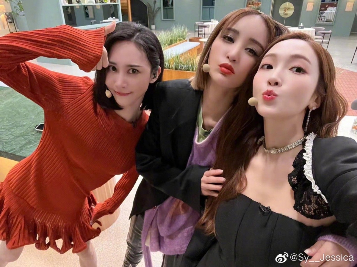 根据早前网上的五公淘汰名单,郑秀妍组里的张俪、王紫璇和张歆艺疑似将被淘汰。